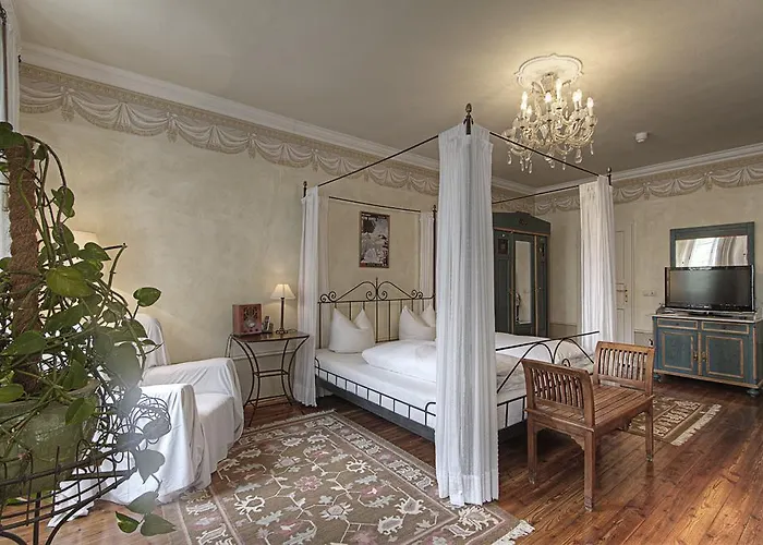 Hotel Orphée - Kleines Haus